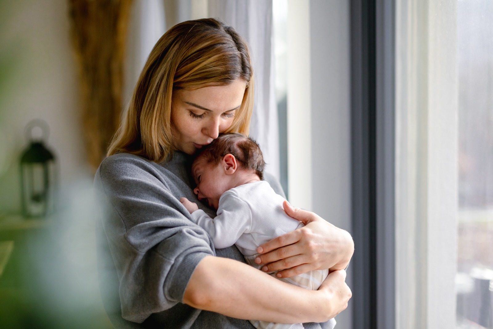 Navegando la maternidad: consejos clave para mamás primerizas